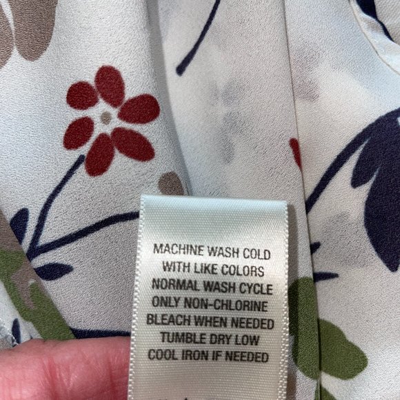 West Kei flutter sleeve blouse StitchFix - Picture 8 of 8